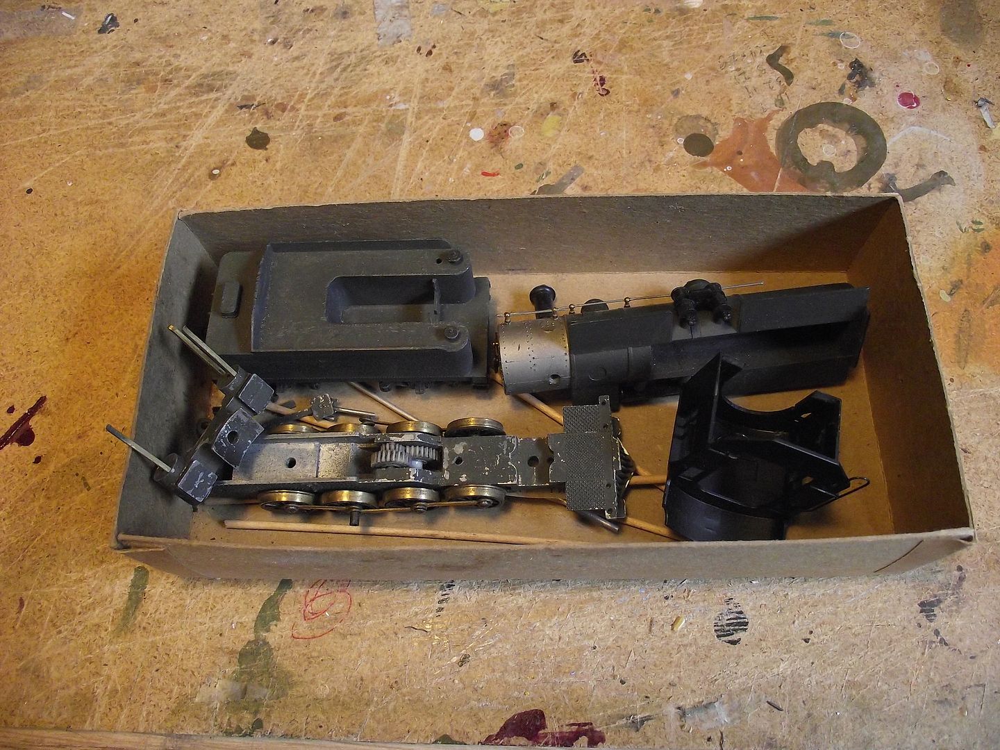 MDC/ROUNDHOUSE locomotive rebuilds